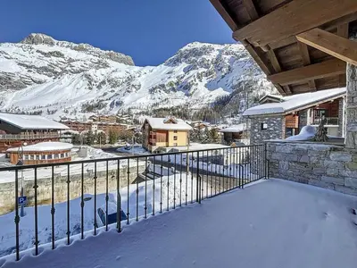 Vue générale sur la montagne ou vue sur la montagne depuis l'appartement