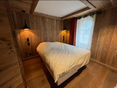 Un ou plusieurs lits dans un hébergement de l'établissement Nouveau appartement 3 chambres, parking et WIFI à Val-d'Isère - FR-1-519-41
