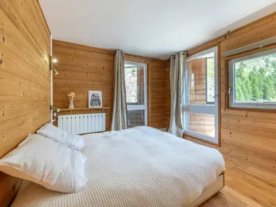 Un ou plusieurs lits dans un hébergement de l'établissement Appartement spacieux au pied des pistes, animaux admis, WiFi inclus - FR-1-694-433