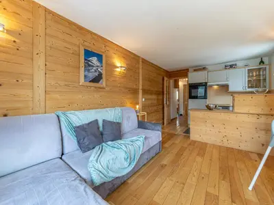 Cuisine ou kitchenette dans l'établissement Appartement spacieux au pied des pistes, animaux admis, WiFi inclus - FR-1-694-433