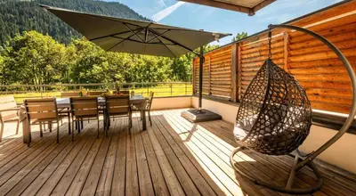 Vue générale sur la montagne ou vue sur la montagne depuis l'appartement