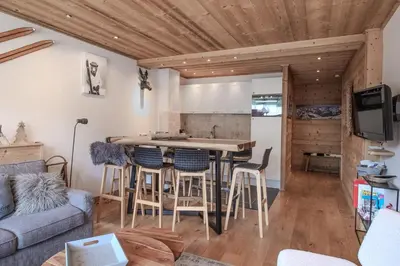 Cuisine ou kitchenette dans l'établissement Superbe appartement lumineux et spacieux au coeur de Val d'Isère