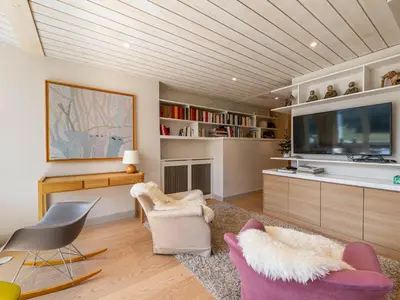 Télévision ou salle de divertissement dans l'établissement Duplex de luxe 5 pièces pour 8 personnes à Val-d'Isère, WiFi inclus - FR-1-694-439