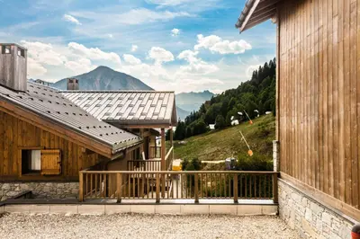Vue générale sur la montagne ou vue sur la montagne depuis l'appartement