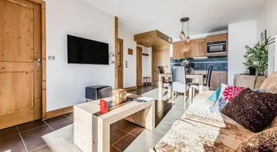 Cuisine ou kitchenette dans l'établissement Résidence Les Balcons EtoilÉs - Appartement de standing aux pieds des pistes MAE-9993