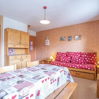 Studio cabine cosy pour 4 pers avec balcon et parking à Aussois - FR-1-840-49