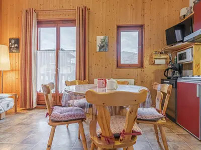 Plan de l'établissement Appartement avec balcon et WIFI, près des pistes - FR-1-840-50