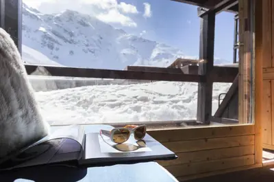 Vue générale sur la montagne ou vue sur la montagne depuis l'appartement