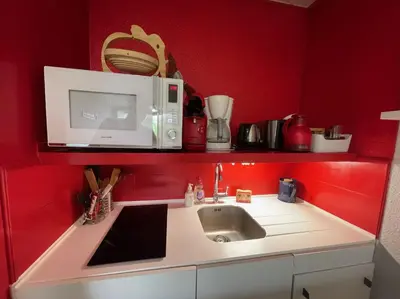 Cuisine ou kitchenette dans l'établissement Appartement confortable ARCS 2000 pour 5 personnes