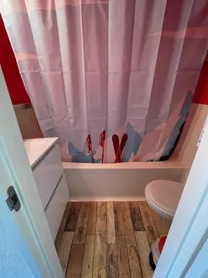 Salle de bains dans l'établissement Appartement confortable ARCS 2000 pour 5 personnes