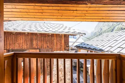 Vue générale sur la montagne ou vue sur la montagne depuis l'appartement