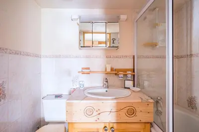 Salle de bains dans l'établissement La Romantiere