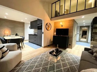 Coin salon dans l'établissement Résidence Le Dome - Appartement duplex renove · Centre station MAE-1543