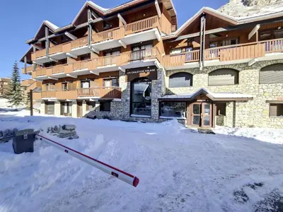 L'établissement Pv Chalet De Solaise - Studio avec mezzanine · Centre station MAE-1563 en hiver
