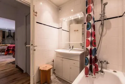 Salle de bains dans l'établissement Résidence Le Portillo - 3pieces cosy · Proche centre station MAE-1613