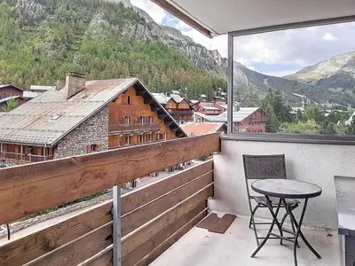 Vue générale sur la montagne ou vue sur la montagne depuis l'appartement