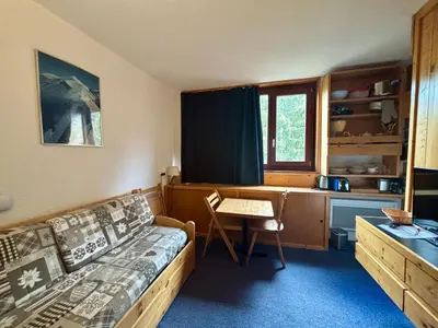 Cuisine ou kitchenette dans l'établissement Studette cosy au centre, WIFI gratuit - FR-1-346-588