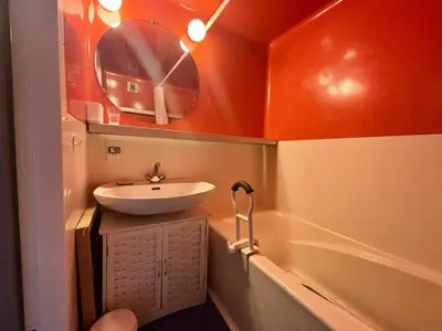 Salle de bains dans l'établissement Résidence Nova 3 - Appartement 2 pièces 6 personnes proche des pistes MAE-2143