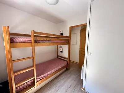Un ou plusieurs lits dans un hébergement de l'établissement Appartement Lanslebourg, 6 pers, tout confort - FR-1-508-309