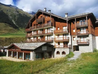 Vue générale sur la montagne ou vue sur la montagne depuis l'appartement
