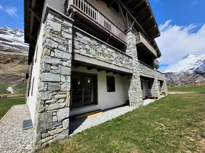 Vue générale sur la montagne ou vue sur la montagne depuis l'appartement