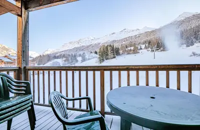 Vue générale sur la montagne ou vue sur la montagne depuis l'appartement