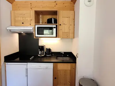 Cuisine ou kitchenette dans l'établissement Résidence Le Criterium - Résidence Le Critérium 3Chalet D Appartement 13 MAE-2083