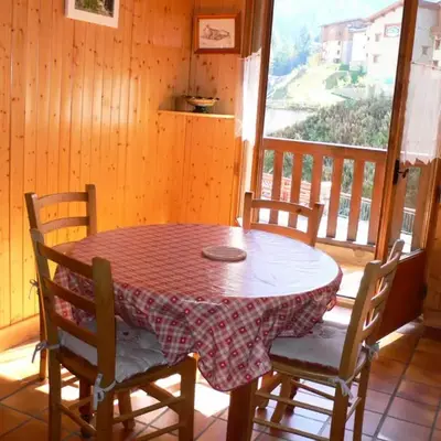 Résidence Immeuble Rue Tournaz - Studio bien agencé et bien situé MAE-2093