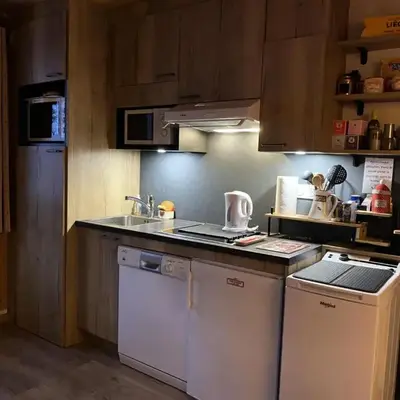 Résidence Lanslevillard Quartier Eglise - 3 Pièces pour 6 Personnes MAE-2203