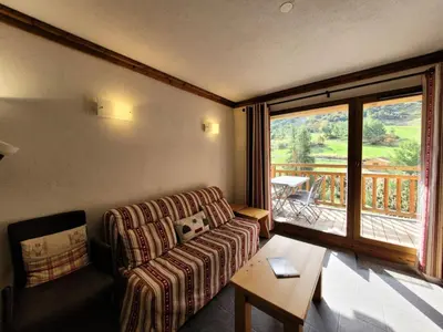 Coin salon dans l'établissement Résidence La Bergerie - Très bel appartement vue sur pistes MAE-2213