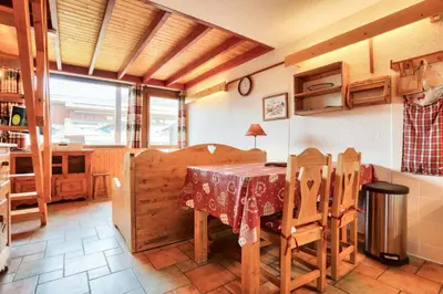 Cuisine ou kitchenette dans l'établissement Résidence Albaron - Appartement 2 pièces mezzanine - 6 personnes MAE-2233