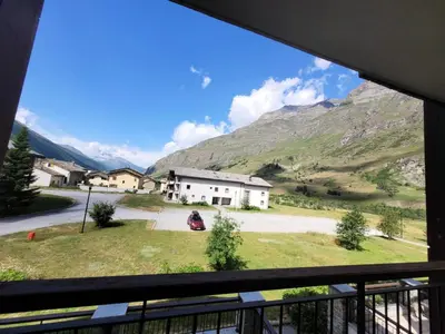 Vue générale sur la montagne ou vue sur la montagne depuis l'appartement