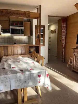 Cuisine ou kitchenette dans l'établissement Résidence Albaron - Appartement 2 pièces mezzanine - 6 personnes MAE-2333