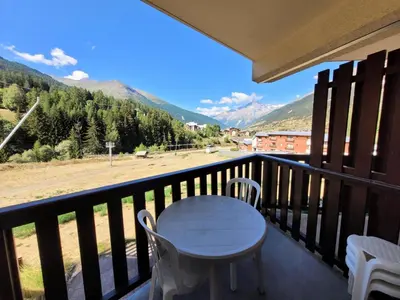 Vue générale sur la montagne ou vue sur la montagne depuis l'appartement