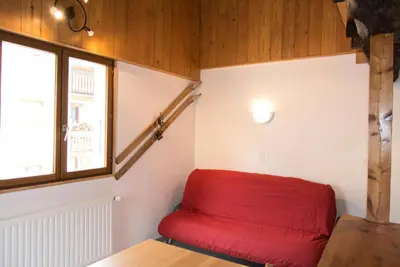 Coin salon dans l'établissement Résidence La Buffaz - Studio pour 4 Personnes MAE-2553