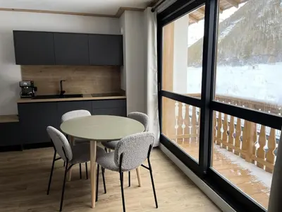 Cuisine ou kitchenette dans l'établissement Résidence Cokott - 2 Pièces pour 4 Personnes MAE-2573