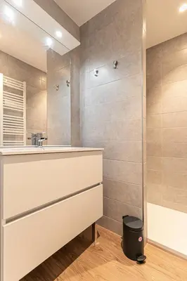 Salle de bains dans l'établissement Résidence Cokott - 2 Pièces pour 4 Personnes MAE-2603