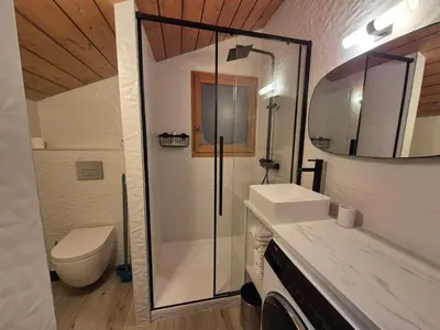 Salle de bains dans l'établissement Splendide chalet 10pers, Sainte Foy Station