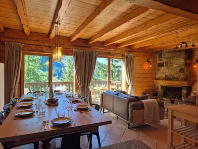 Coin salon dans l'établissement Splendide chalet 10pers, Sainte Foy Station