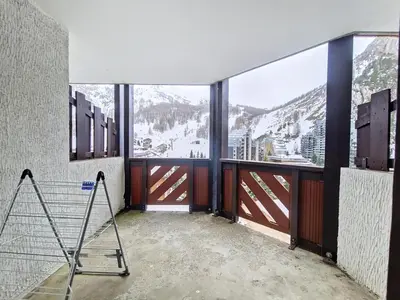 Vue générale sur la montagne ou vue sur la montagne depuis l'appartement