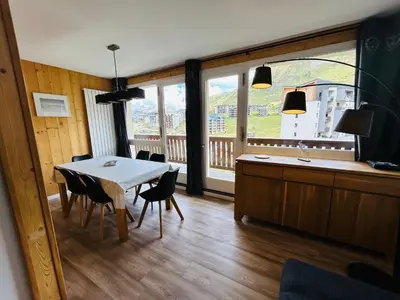 Plan de l'établissement Appartement spacieux 3 chambres avec grande terrasse et WIFI à Tignes - FR-1-502-604
