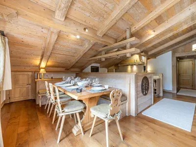 Plan de l'établissement Duplex élégant, 8 pers., cheminée, Val-d'Isère, parking, WiFi - FR-1-694-440
