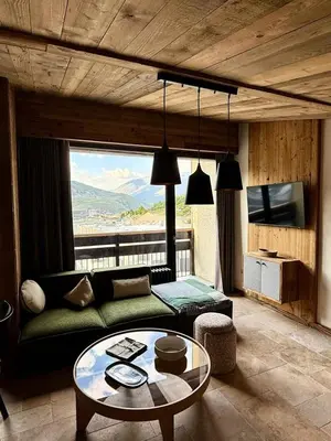 Télévision ou salle de divertissement dans l'établissement Résidence Hauts Du Val Claret B3 - Appartement renové·Pied des pistes·Balcon MAE-1733