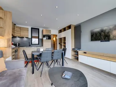 Cuisine ou kitchenette dans l'établissement Appartement à Tignes, 4 pers., proche pistes - FR-1-641-120
