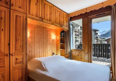 Vue générale sur la montagne ou vue sur la montagne depuis l'appartement