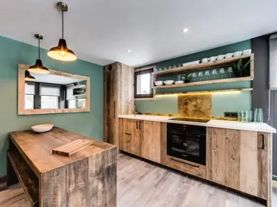 Cuisine ou kitchenette dans l'établissement Résidence Val D'isere Village - Appartement entièrement rénové Aux pieds des pistes Parking couvert MAE-3083