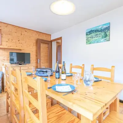 Résidence Arnaud Nicole - Appartement très spacieux au coeur du village MAE-0723