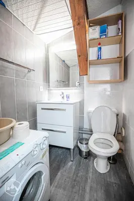 Salle de bains dans l'établissement Résidence Fleurs - Spacieux, confortable avec vue montagne proche des pistes MAE-0763
