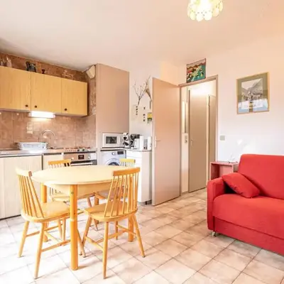 Résidence Saint Sebastien - Charmant appartement 2 pièces en étage avec une belle vue dégagée sur les montagnes MAE-0873