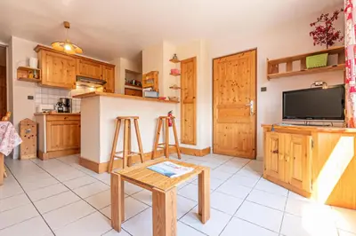 Cuisine ou kitchenette dans l'établissement Résidence Jacquemot Claire - Bel appartement au calme MAE-0913